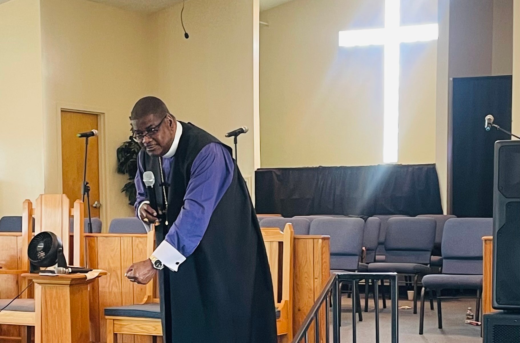 Bishop Dr. Carlos Jones, Pastor